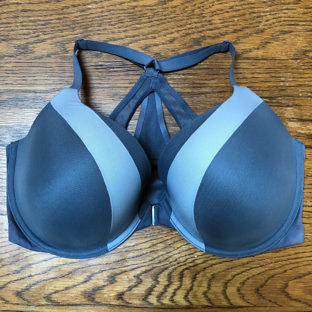 Victoria’s Secret Perfect Shape Front Close Bra